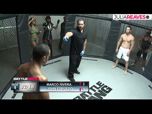 ❤️ Ultimate Fighter-ek zenbakizko neska bat izorratzen du ringean borroka baten ondoren ️ Sexu bideoa %eu.xxxgr.ruan ❤