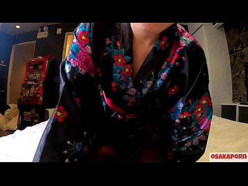 ❤️ Neska cosplay gazteak sexua orgasma arte maite du zaldizko emakume baten zorrotada batekin eta putzarekin. Japoniako jantzi tradizionalarekin, puxi iletsua eta titi ederrak dituen neska asiarra, afizionatuen bideoan, jostailu putzekin masturbazioa erakusten duena. Sakura 3 OSAKAPORN. ️ Sexu bideoa %eu.xxxgr.ruan ❤