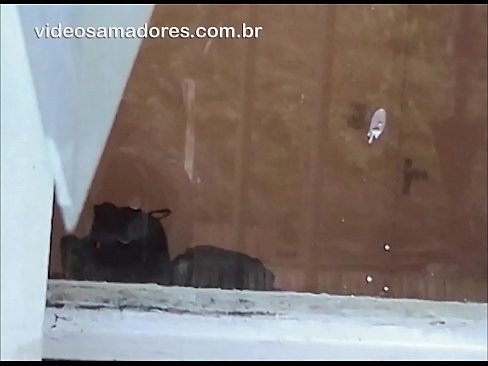 ❤️ Gizon hunkigarria bere neska-laguna beste mutil batekin ikusten, putz-bideo bat grabatzen bikotea molestatu gabe ️ Sexu bideoa %eu.xxxgr.ruan ❤
