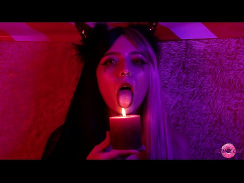 ❤️ Succubus Sexy-ren Pumada Sutsua Ahoa betetzearekin ️ Sexu bideoa %eu.xxxgr.ruan ❤